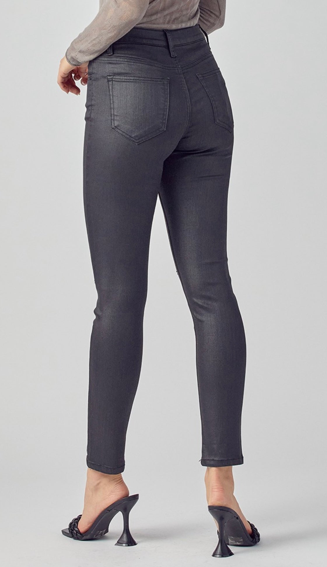 Coated Twill Skinny W/Knee Cut Jean